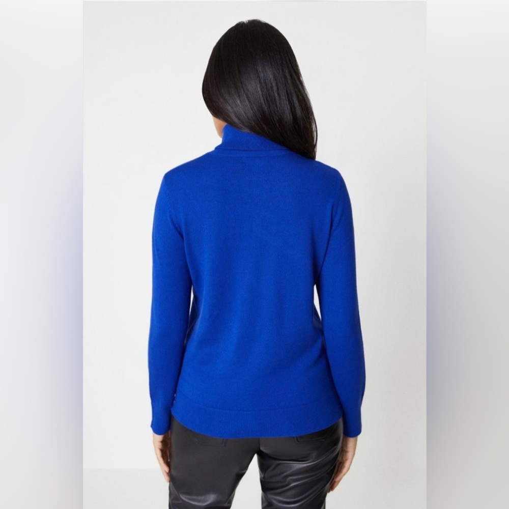 Cable & Gauge Royal Blue Turtleneck Sweater - Picture 2 of 10